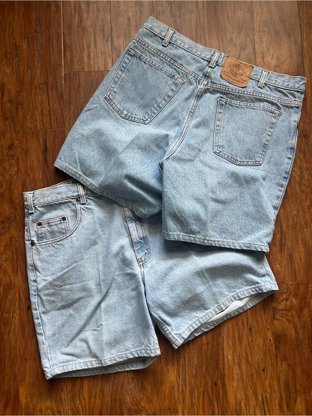 Men's Light Blue Denim Jean Shorts with Classic Five-Pocket Design California
